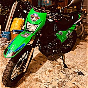 Meet your Posher, Edvil